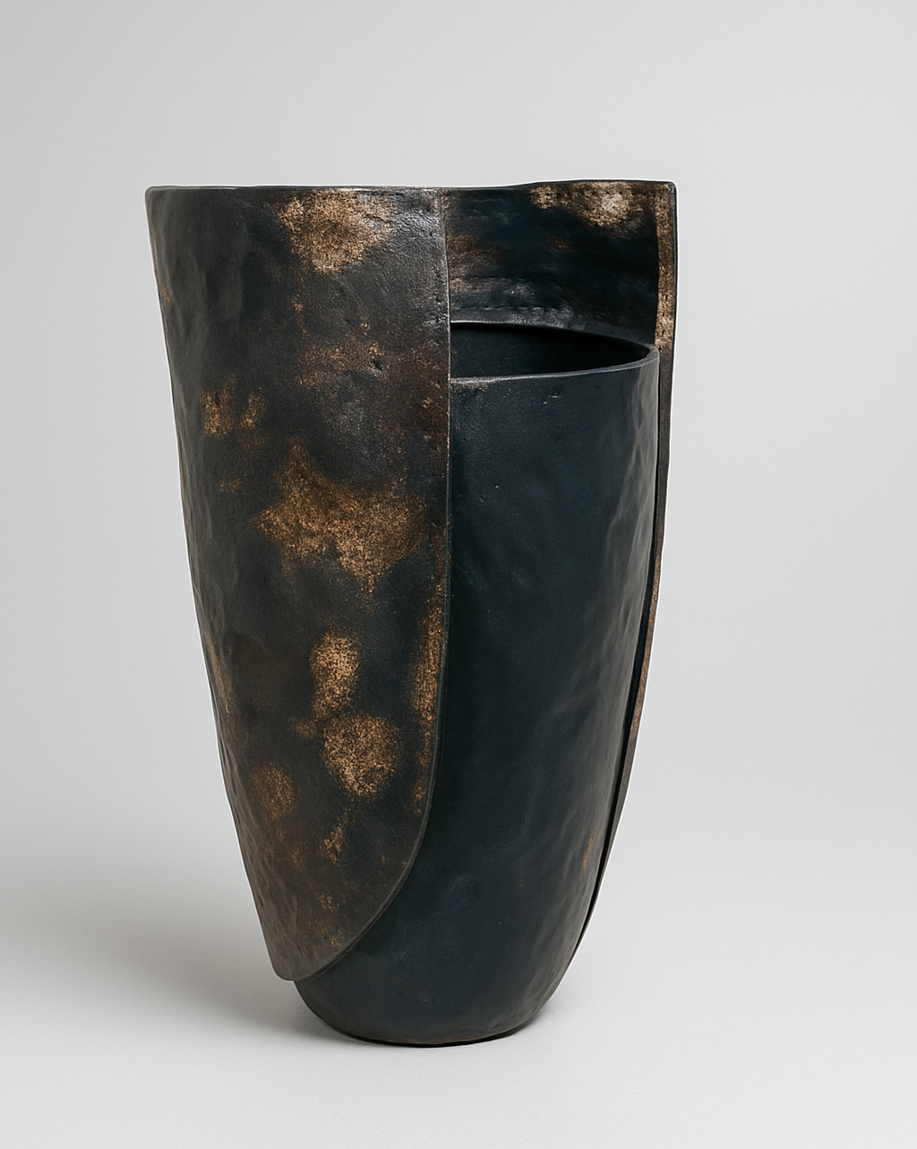 Asymmetrical textured ceramic vase, height 51 cm