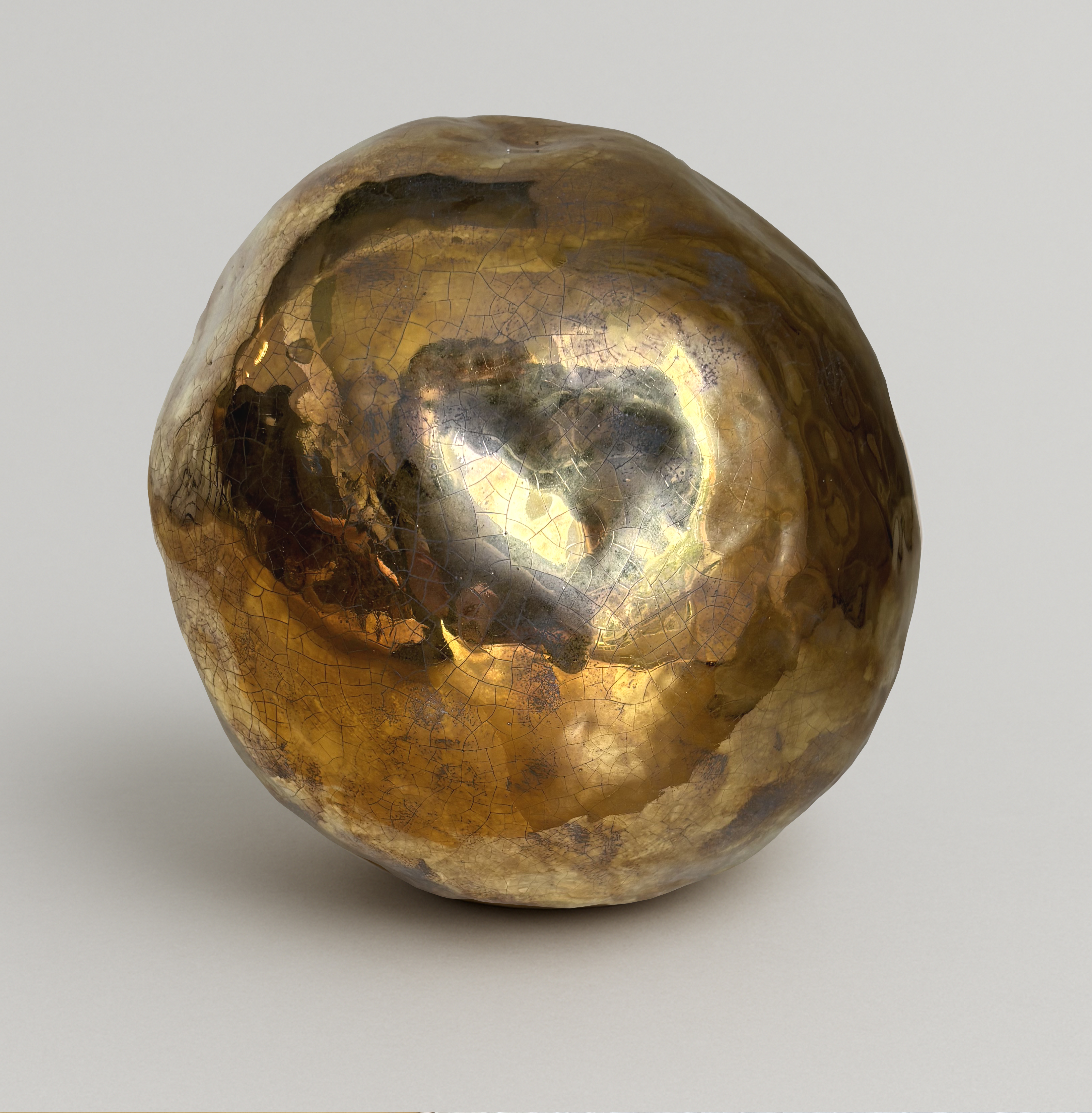 Auric Sphere with genuine gold, Ø 18 cm