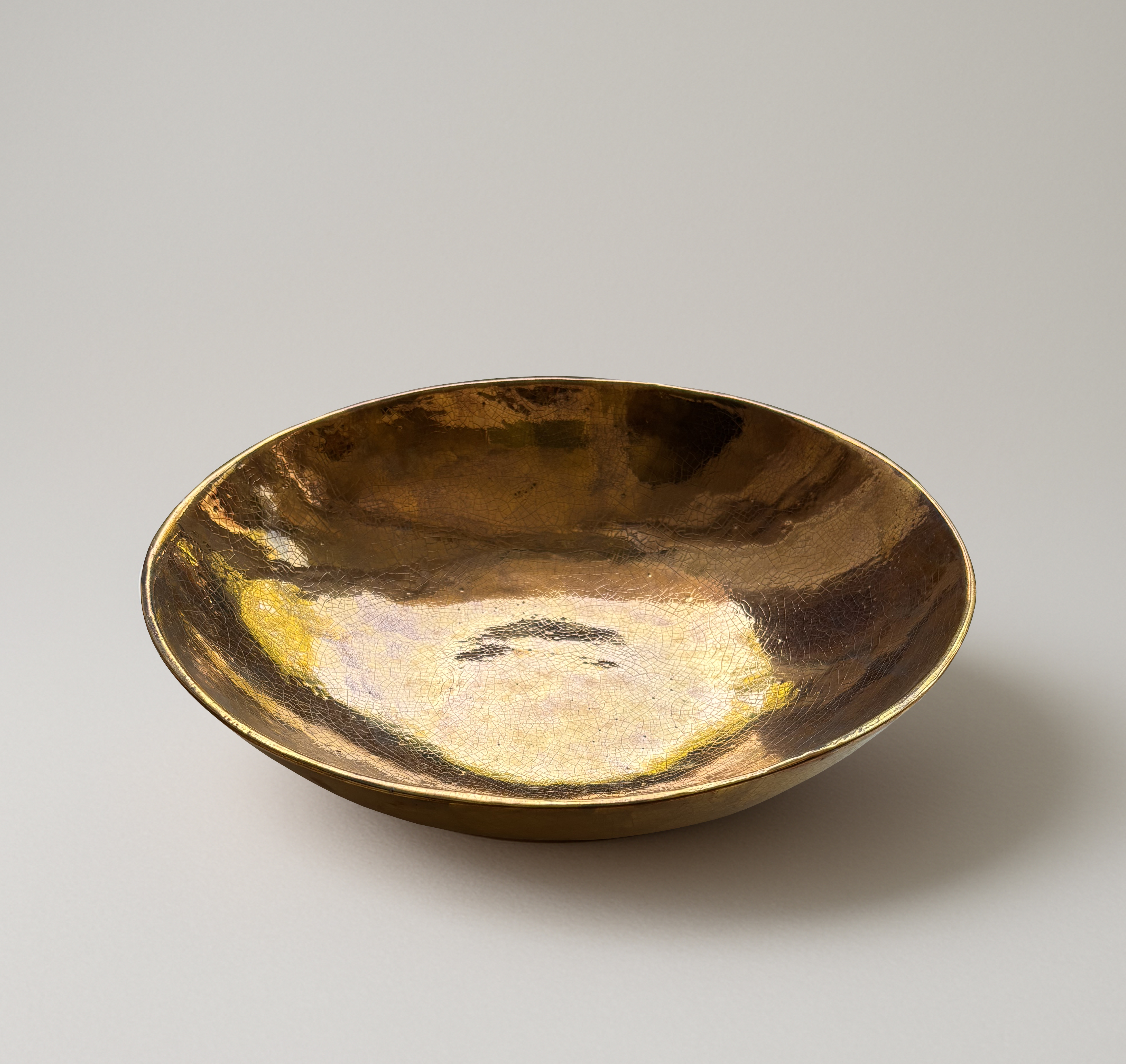 Ceramic bowl with genuine gold, Ø 40 cm