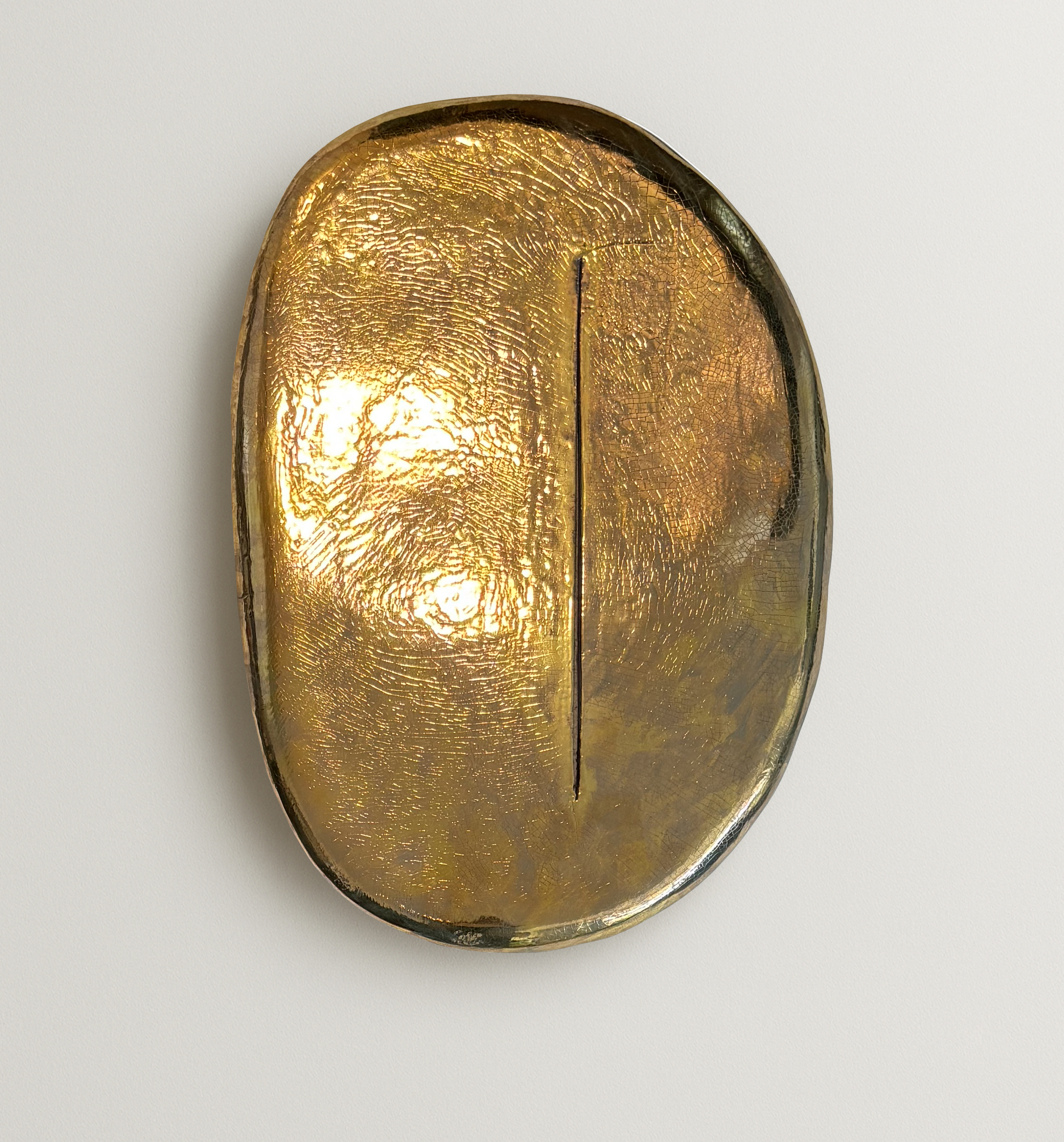Ceramic wall sculpture with genuine gold, 46×31 cm